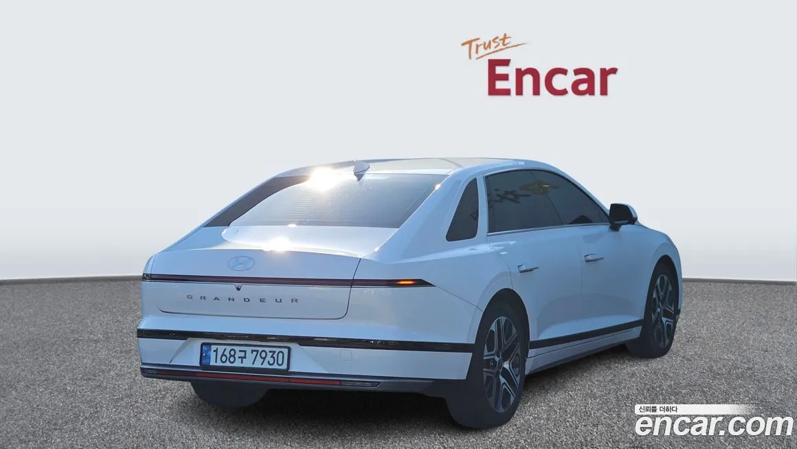 Hyundai Grandeur 2023 из KR, фото 5