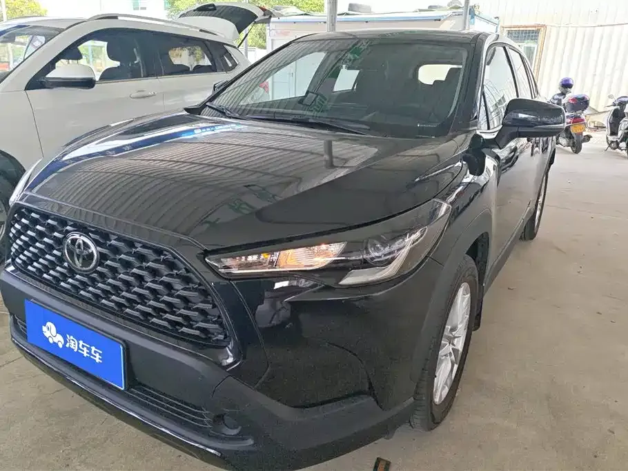 Toyota Corolla Cross 2025 из CN, фото 1