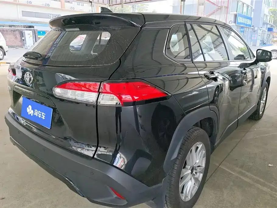 Toyota Corolla Cross 2025 из CN, фото 10