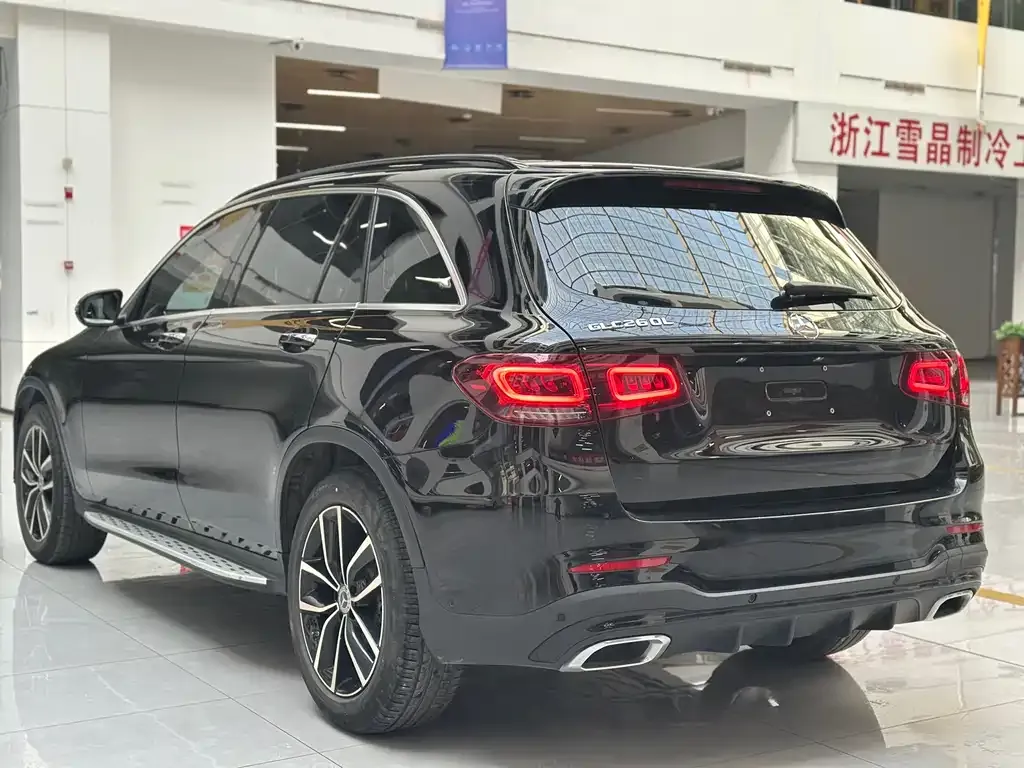 Mercedes-Benz GLC — фото 2