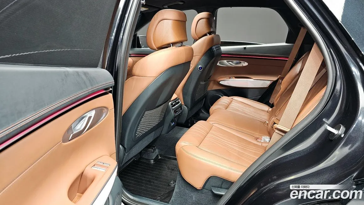 Genesis GV70 — фото 10