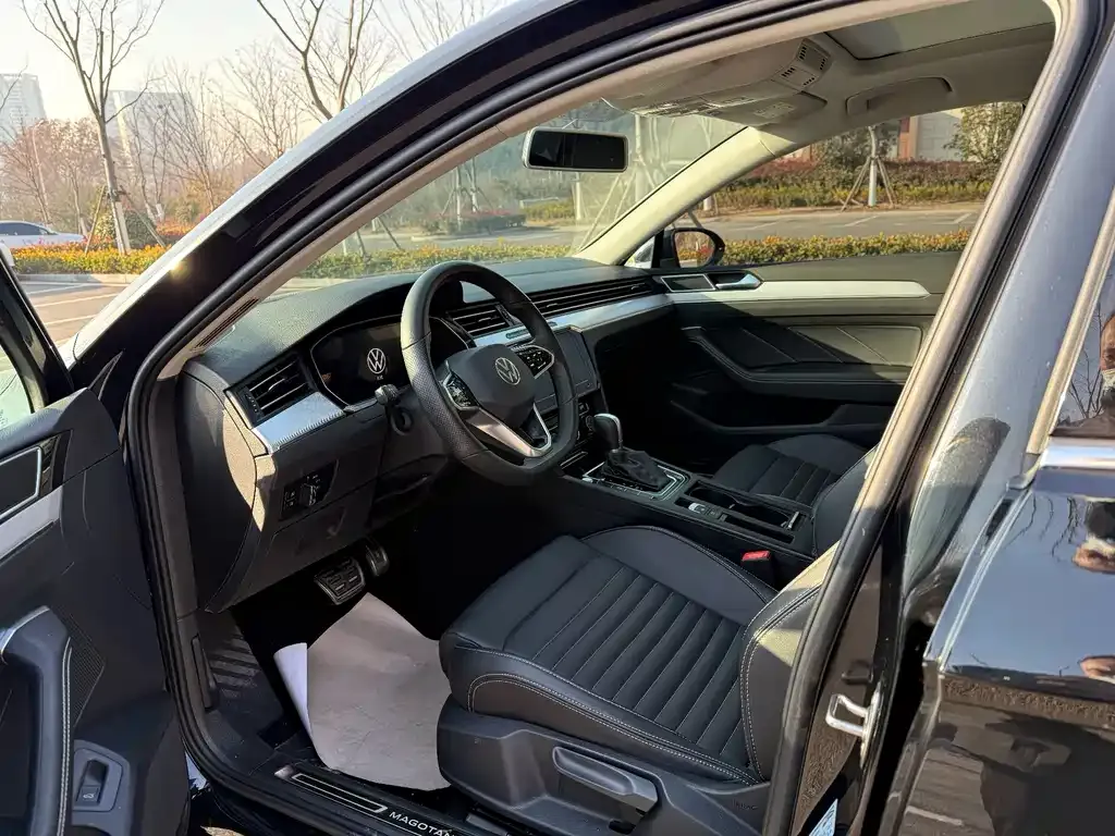 Volkswagen Magotan 2025 из CN, фото 5