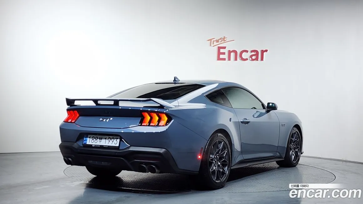 Ford Mustang 2024 из KR, фото 2