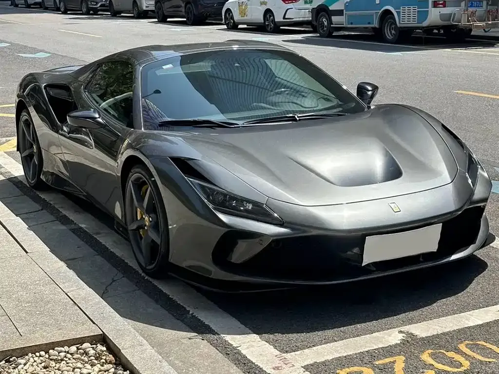 Ferrari F8 — фото 1