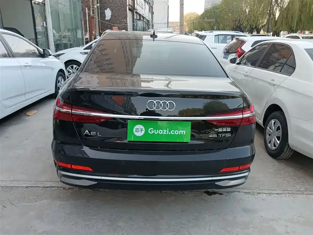 Audi A6L 2022 из CN, фото 10