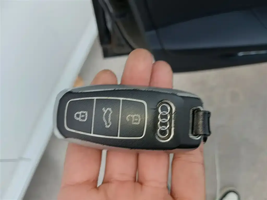 Audi A6L 2022 из CN, фото 3