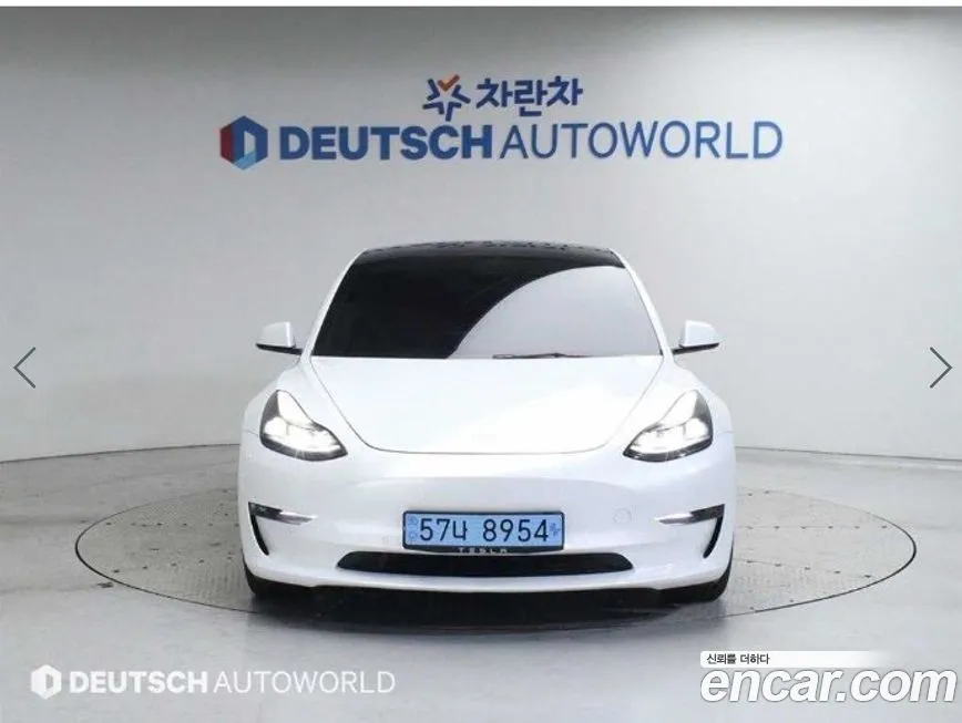 Tesla Model 3 — фото 2