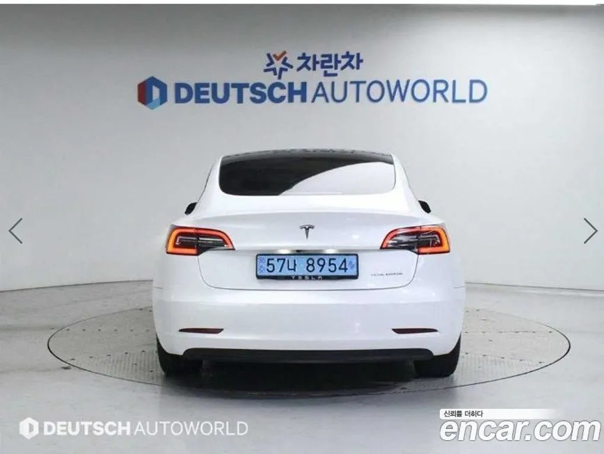 Tesla Model 3 — фото 6
