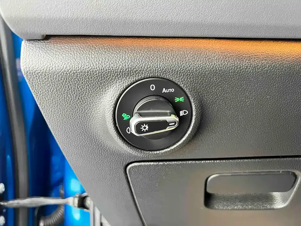 Volkswagen Sagitar 2022 из CN, фото 9