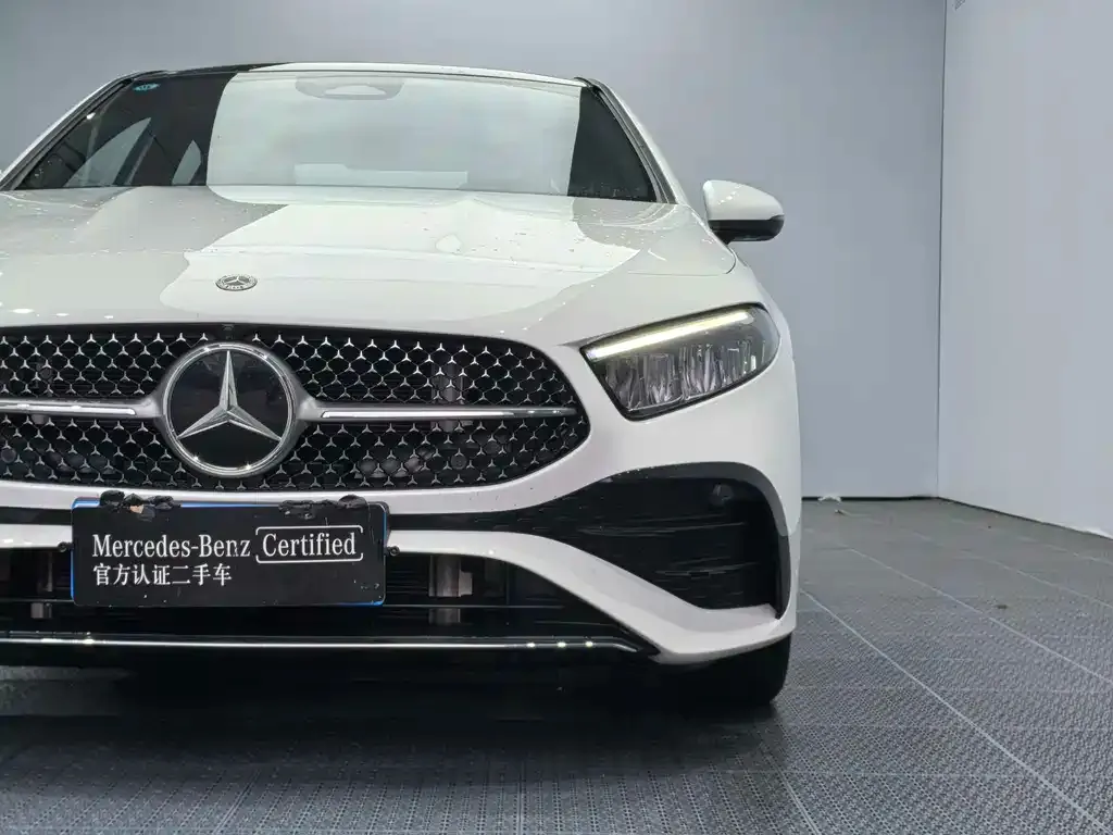 Mercedes-Benz A-Class 2023 из CN, фото 1