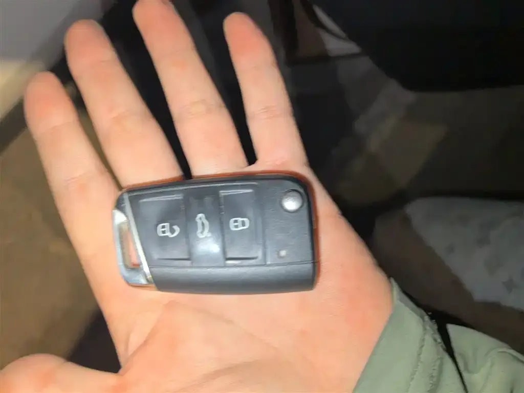 Volkswagen Tharu 2023 из CN, фото 8