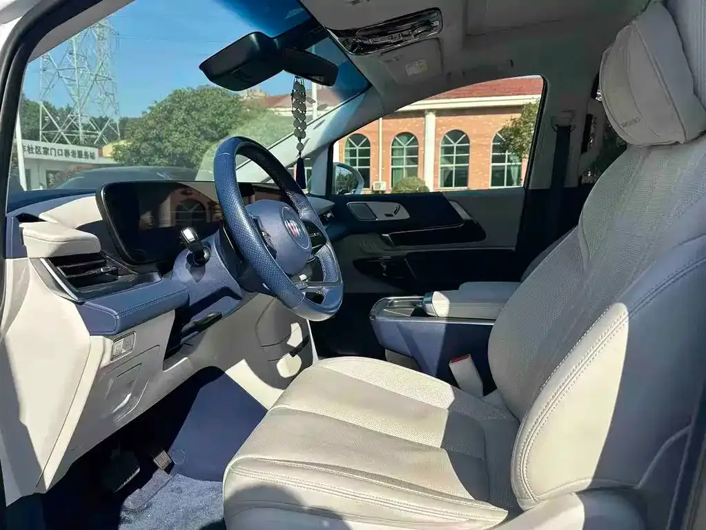Buick Century 2023 из CN, фото 4