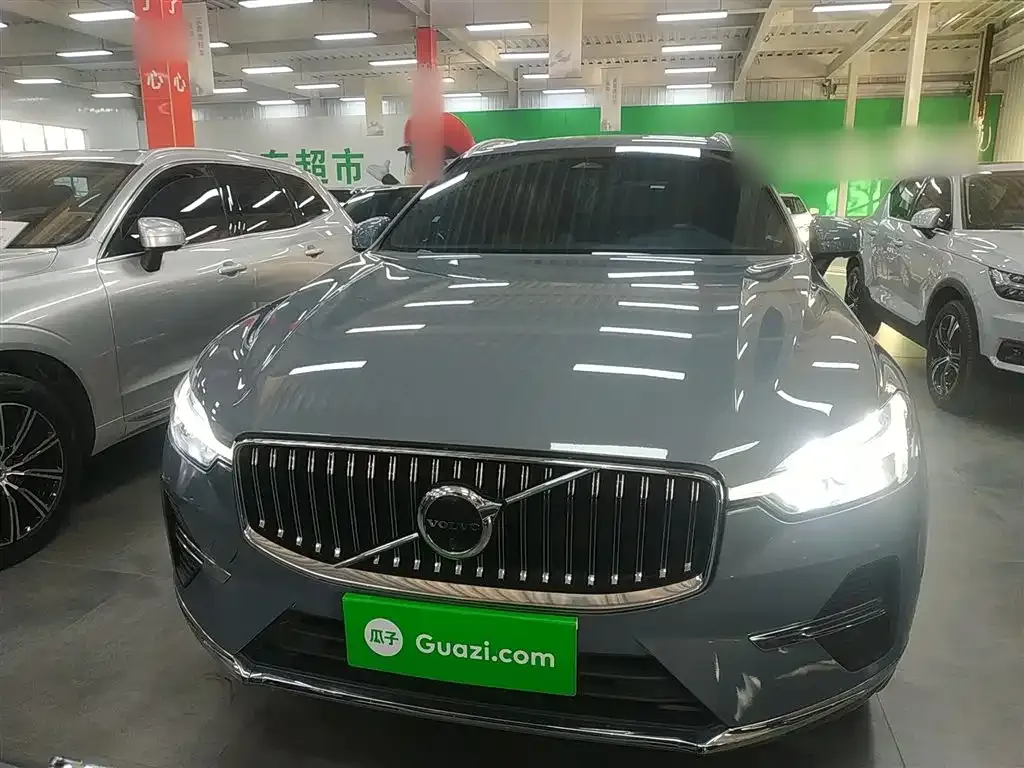 Volvo XC60 PHEV 2022 из CN, фото 3