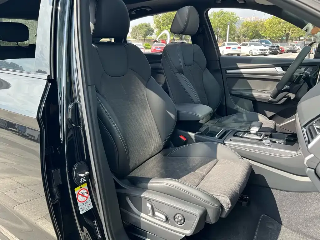 Audi Q5L Sportback 2024 из CN, фото 9