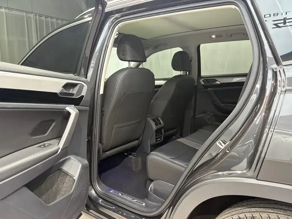Volkswagen Tayron 2022 из CN, фото 2