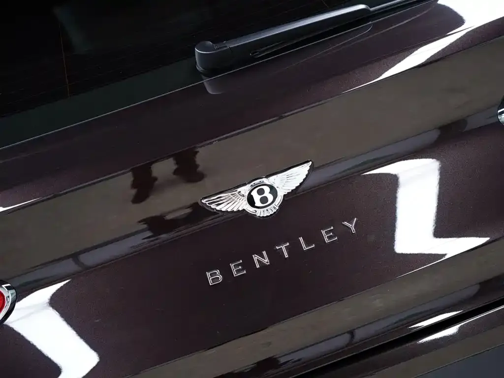 Bentley Bentayga — фото 2