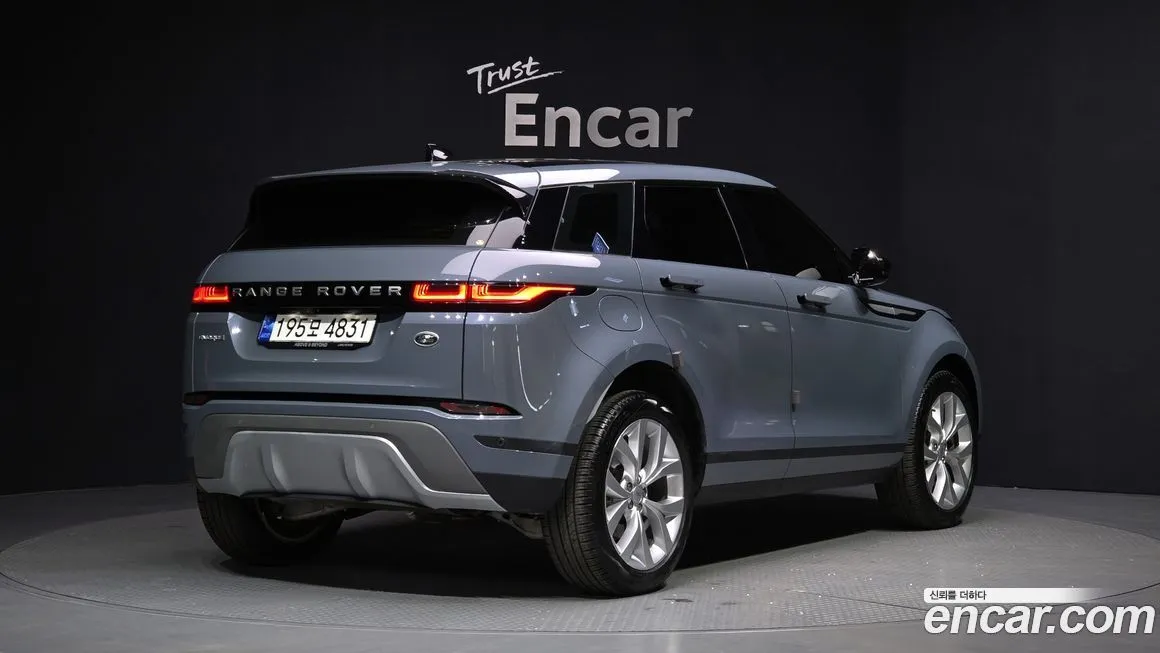 Land Rover Range Rover Evoque — фото 5