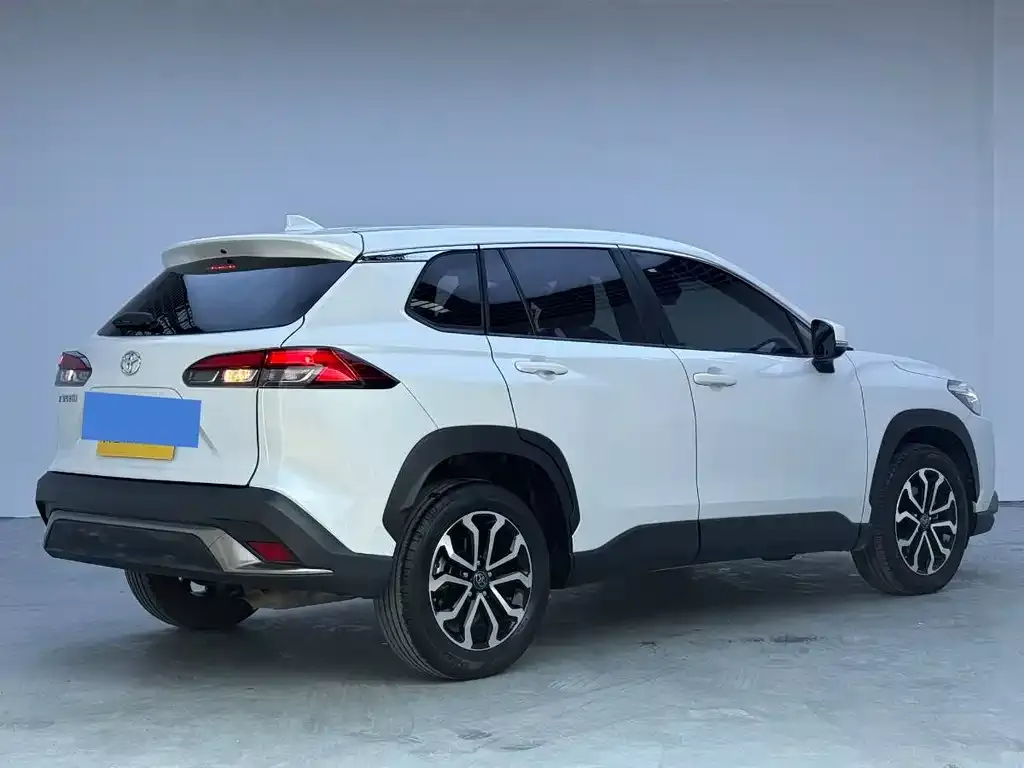 Toyota Frontlander 2023 из CN, фото 5
