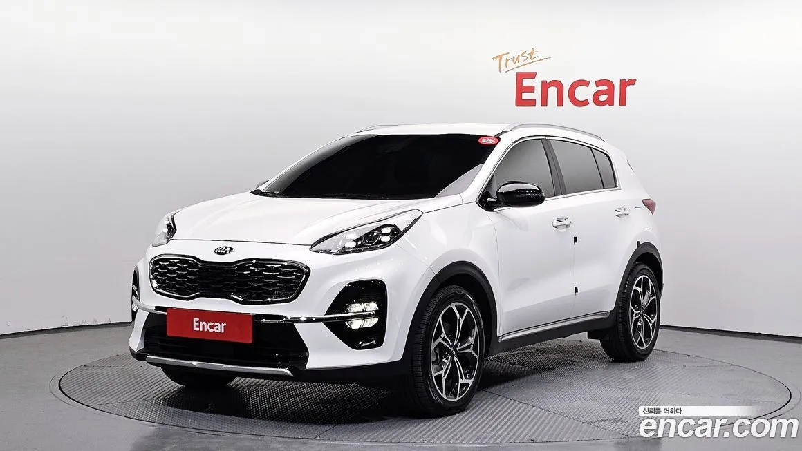 Kia Sportage — фото 1