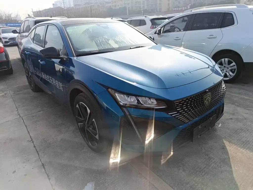 Peugeot 408X 2023 из CN, фото 2
