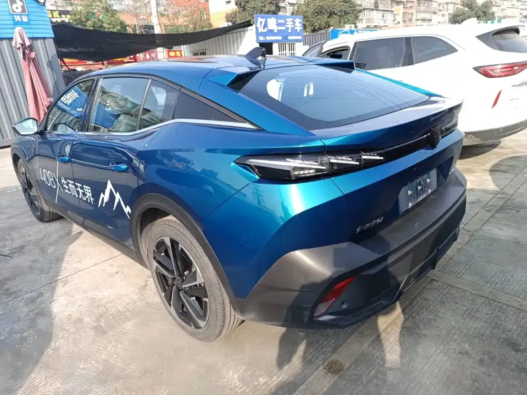 Peugeot 408X 2023 из CN, фото 5