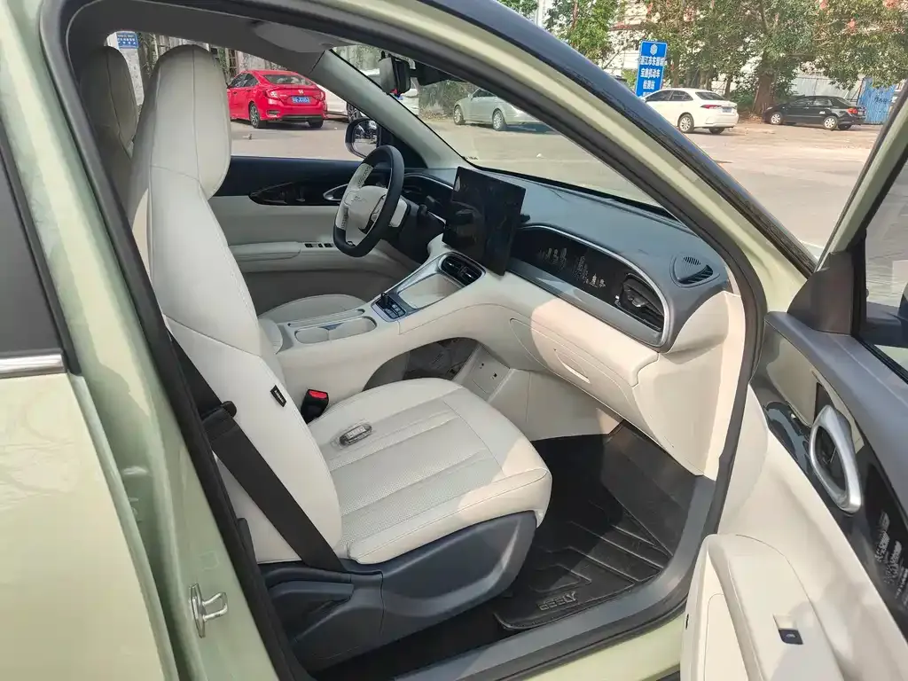 Geely Starburst — фото 10