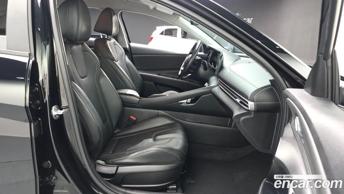 Hyundai AVANTE 2021 из KR, фото 7