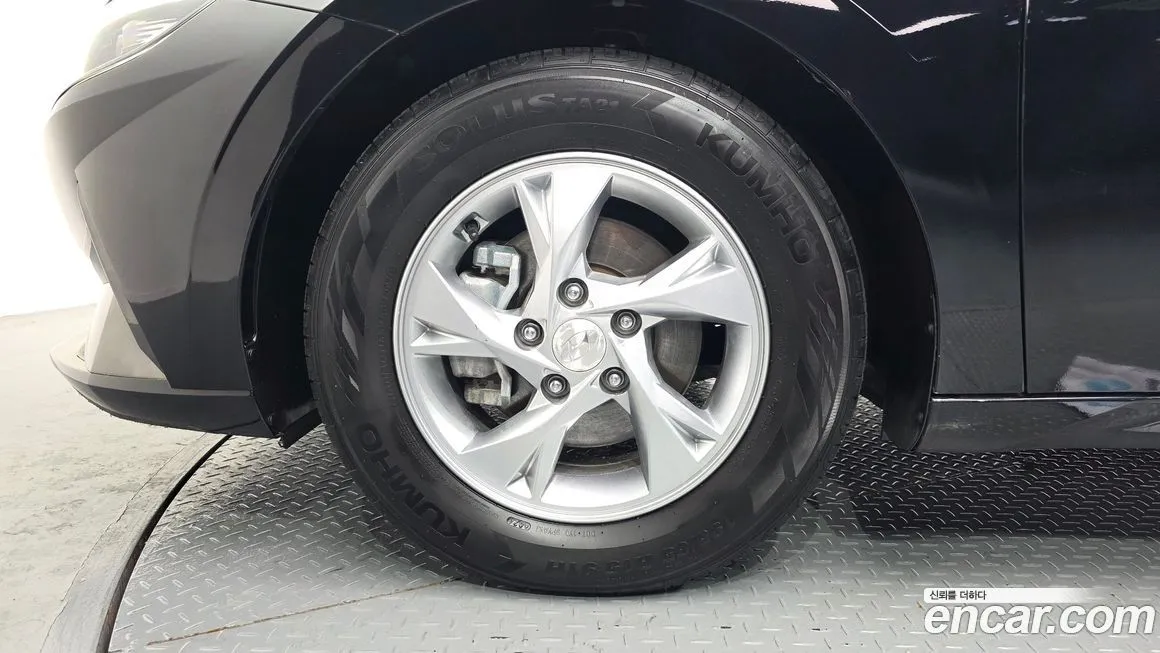 Hyundai AVANTE 2021 из KR, фото 8