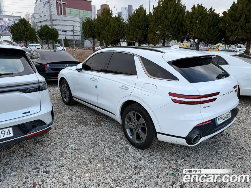 Genesis GV70 2021 из KR, фото 2