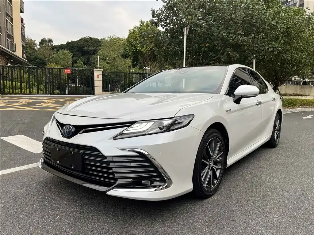 Toyota Camry 2021 из CN, фото 1