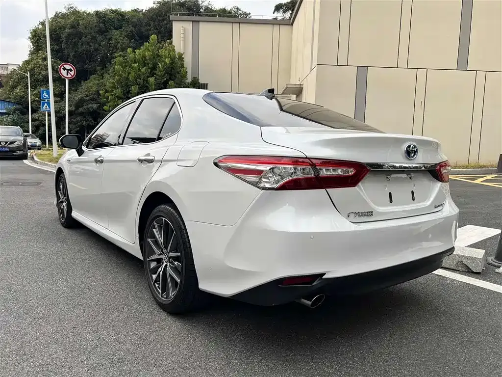 Toyota Camry 2021 из CN, фото 9