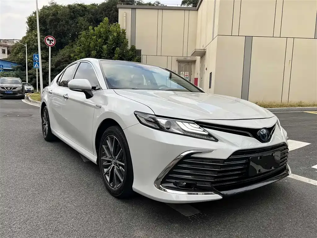 Toyota Camry 2021 из CN, фото 10