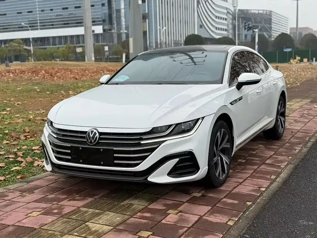 Volkswagen CC 2022 из CN, фото 9