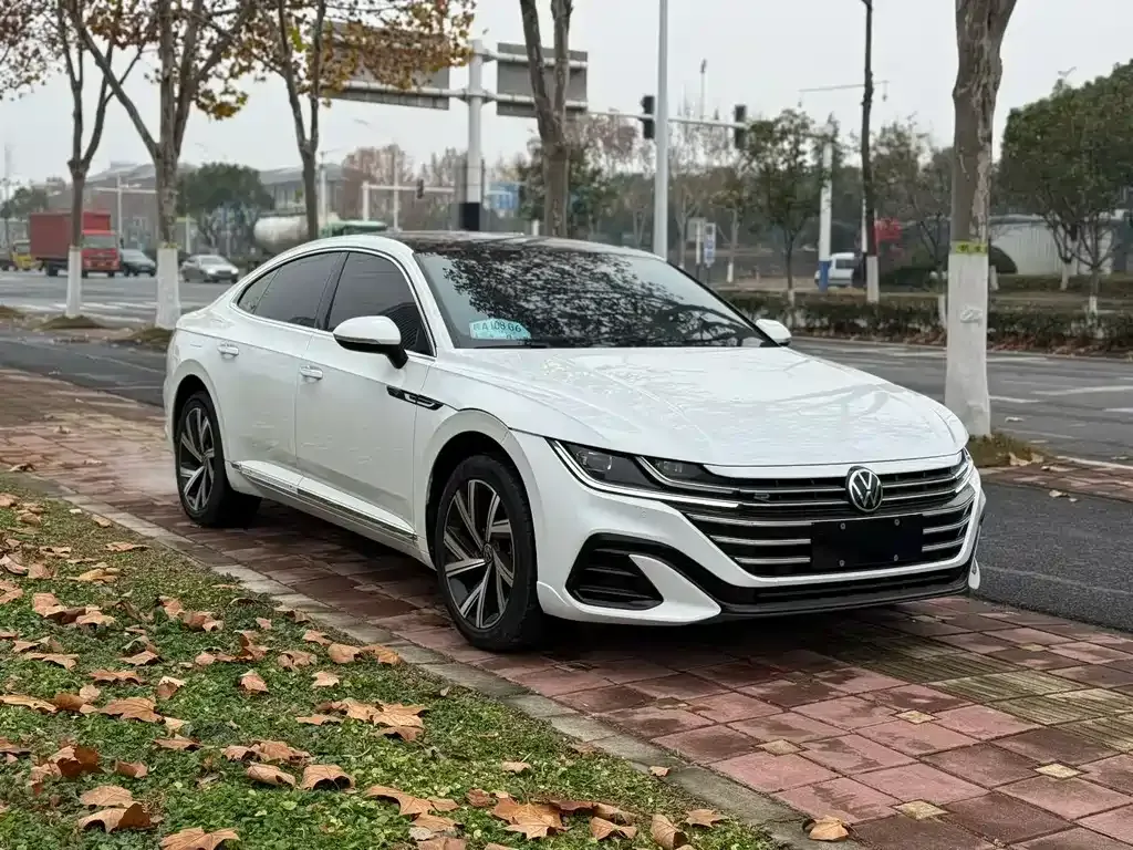 Volkswagen CC 2022 из CN, фото 4