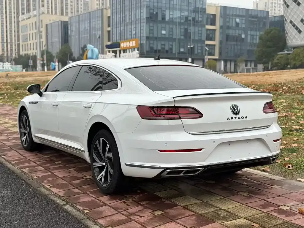 Volkswagen CC 2022 из CN, фото 8