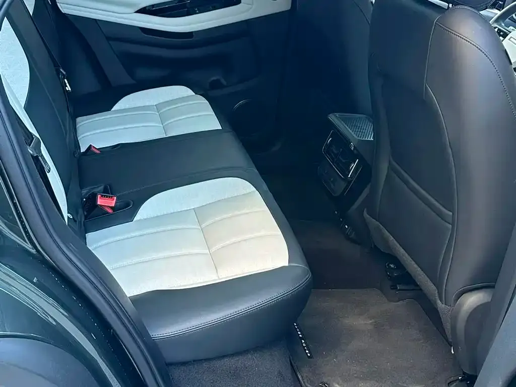 Land Rover Evoque 2022 из CN, фото 9