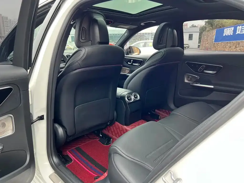 Mercedes-Benz C-Class 2023 из CN, фото 2
