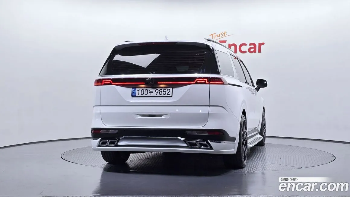 Kia Carnival — фото 5