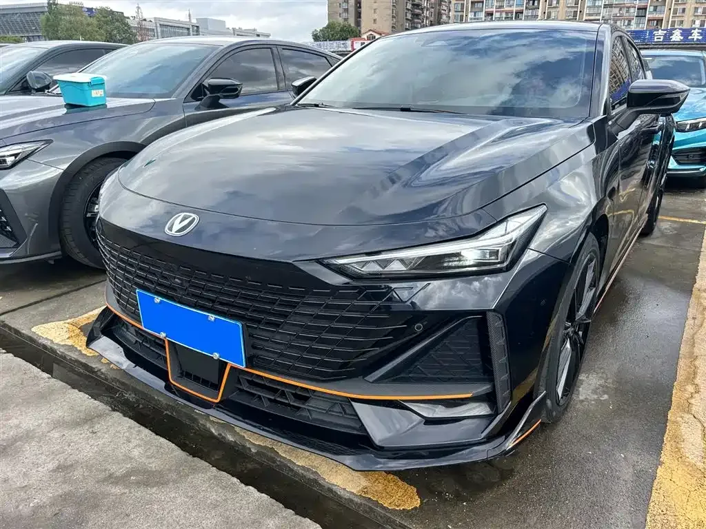 Changan UNI-V 2023 из CN, фото 1