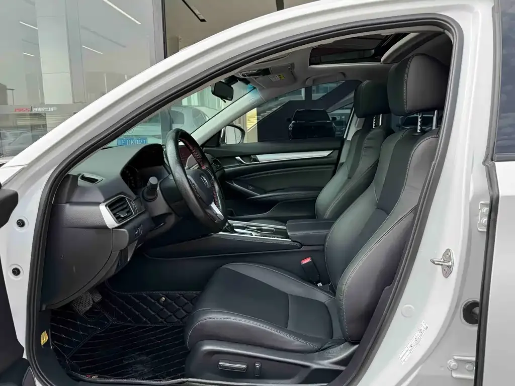 Honda Accord 2022 из CN, фото 4