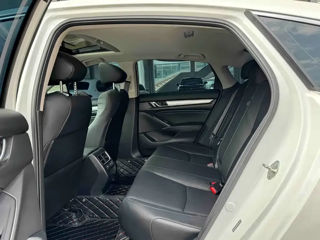 Honda Accord 2022 из CN, фото 6