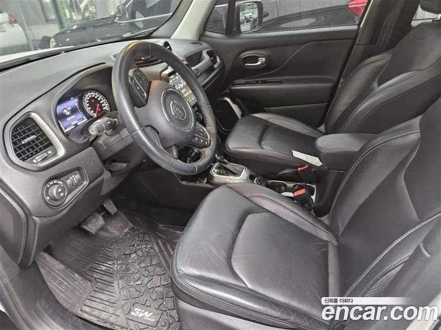 Jeep Renegade 2021 из KR, фото 9