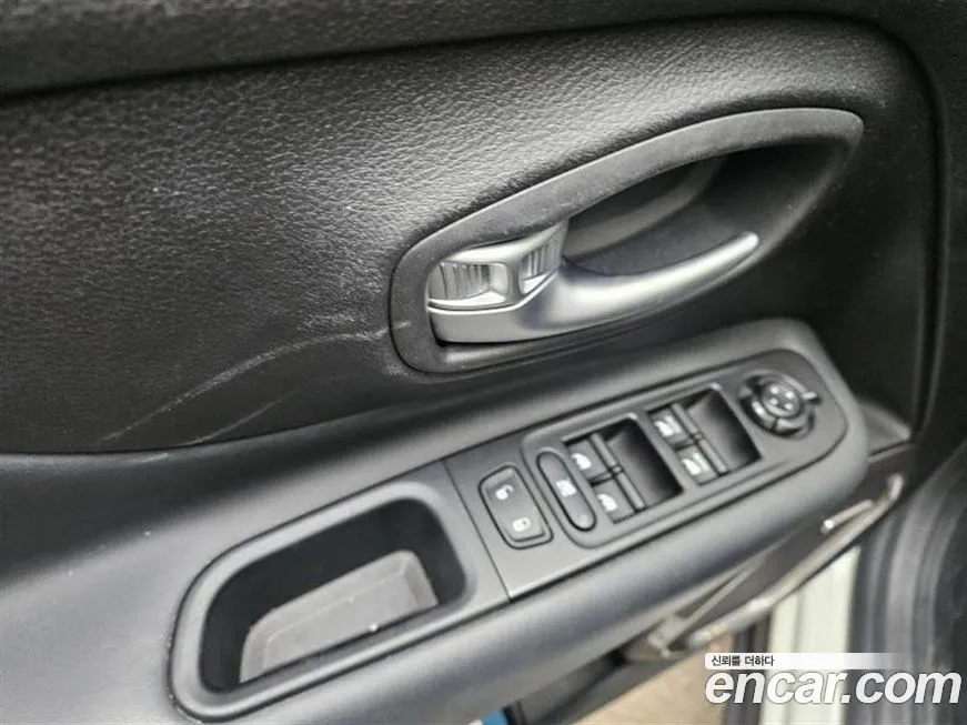 Jeep Renegade 2021 из KR, фото 10