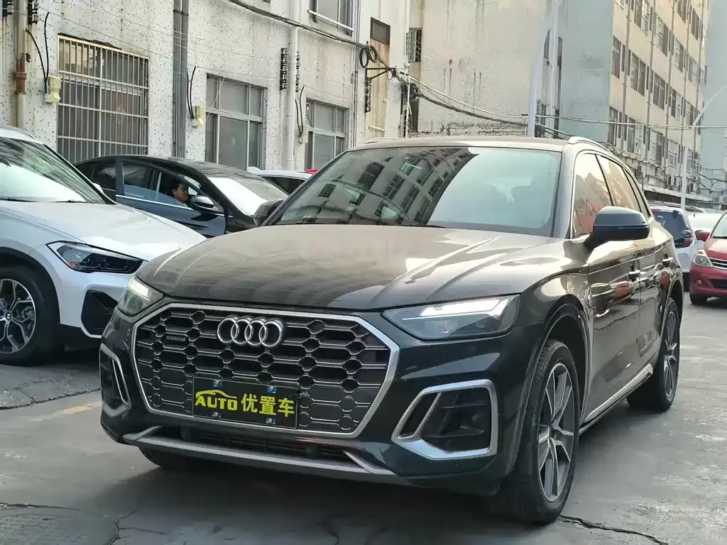 Audi Q5L 2021 из CN, фото 1