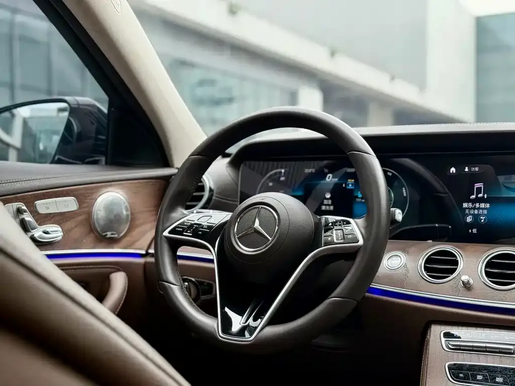 Mercedes-Benz E-Class 2023 из CN, фото 6