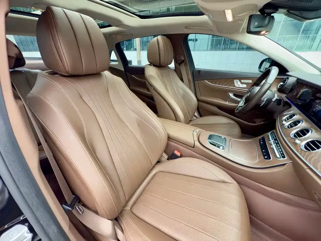 Mercedes-Benz E-Class 2023 из CN, фото 8