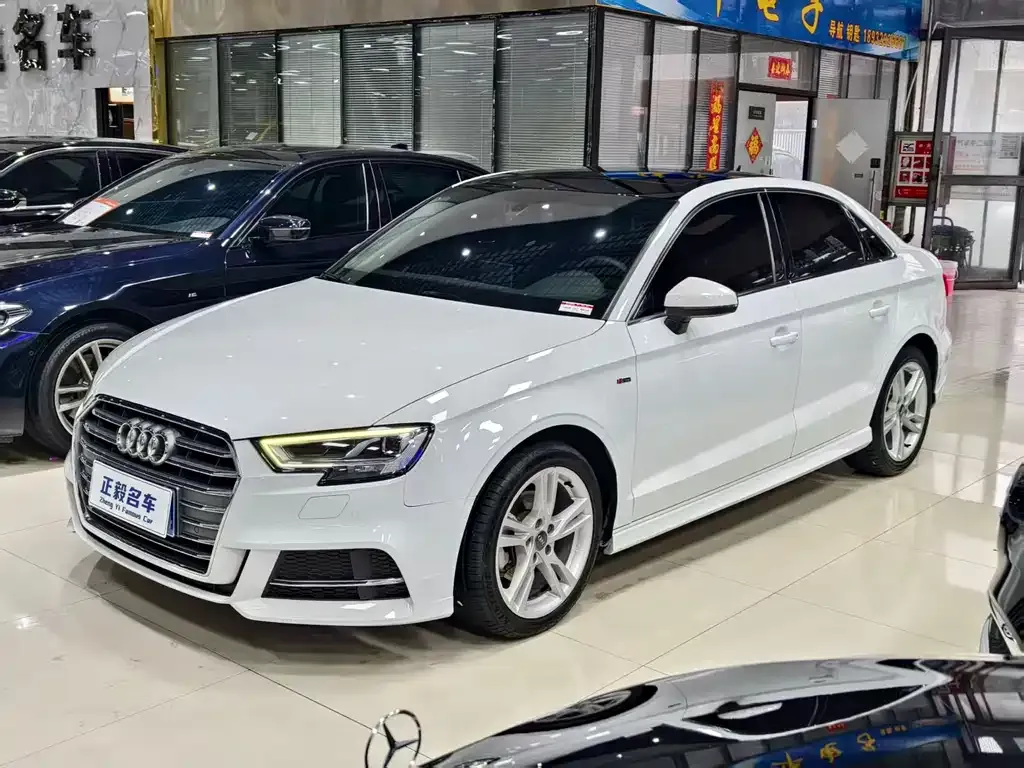 Audi A3 2021 из CN, фото 1