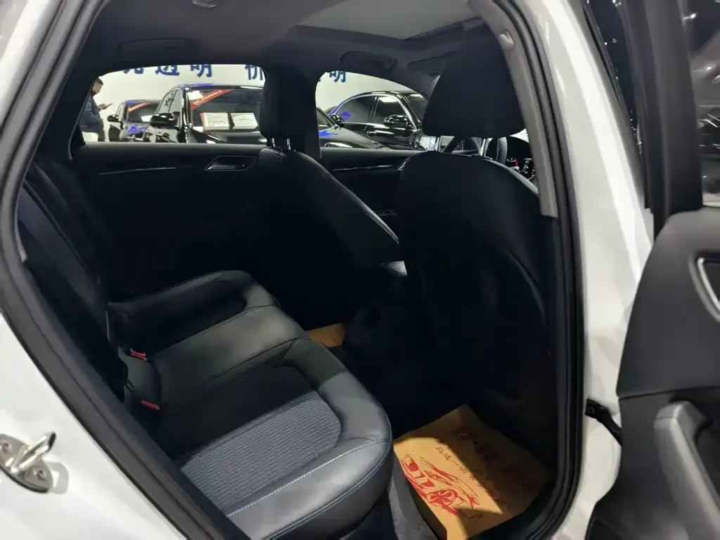 Audi A3 2021 из CN, фото 2