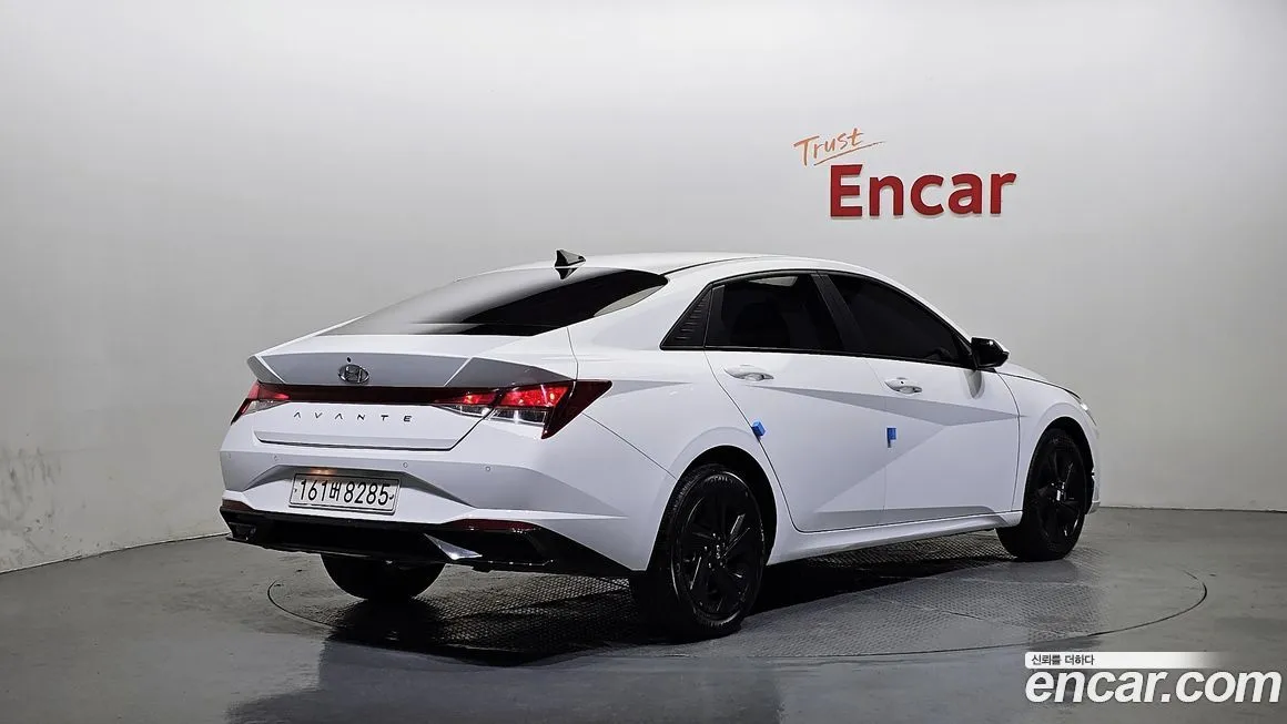 Hyundai AVANTE — фото 2