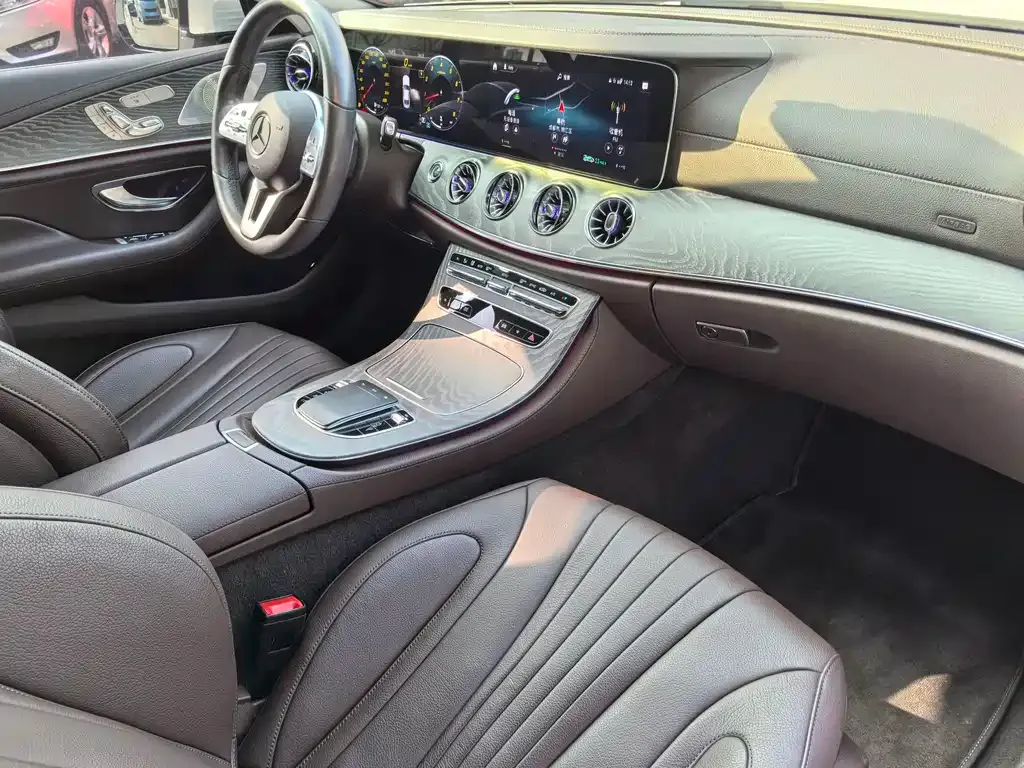 Mercedes-Benz CLS — фото 5
